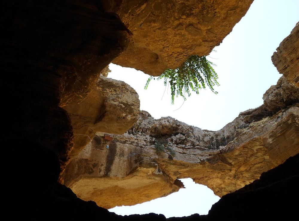 File:Les grottes romaines de Ghar el Kébir (16).jpg - Wikimedia Commons