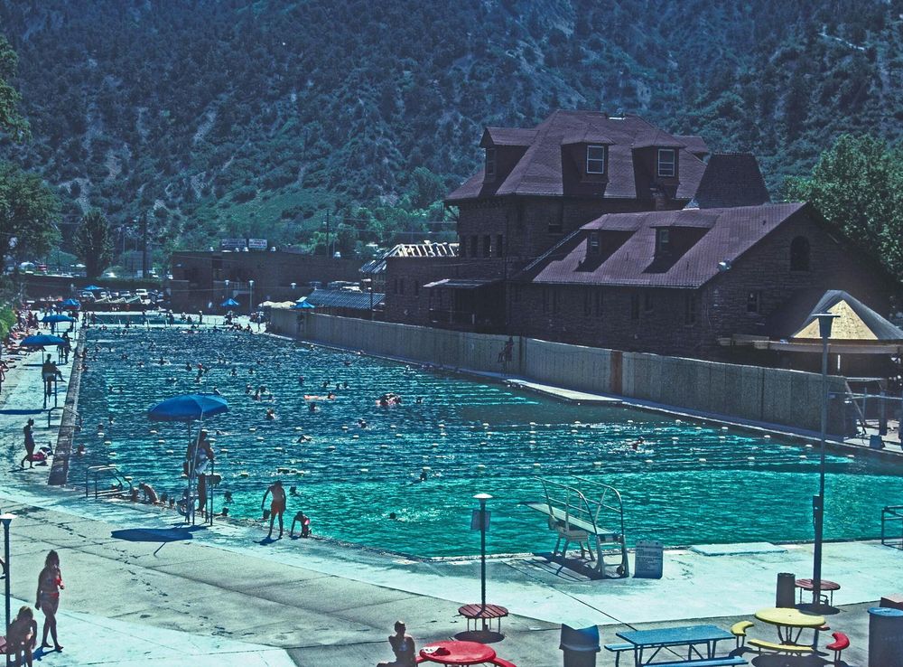 File:GLENWOOD SPRINGS SPA, GLENWOOD SPRINGS, COLORADO.jpg - Wikimedia  Commons