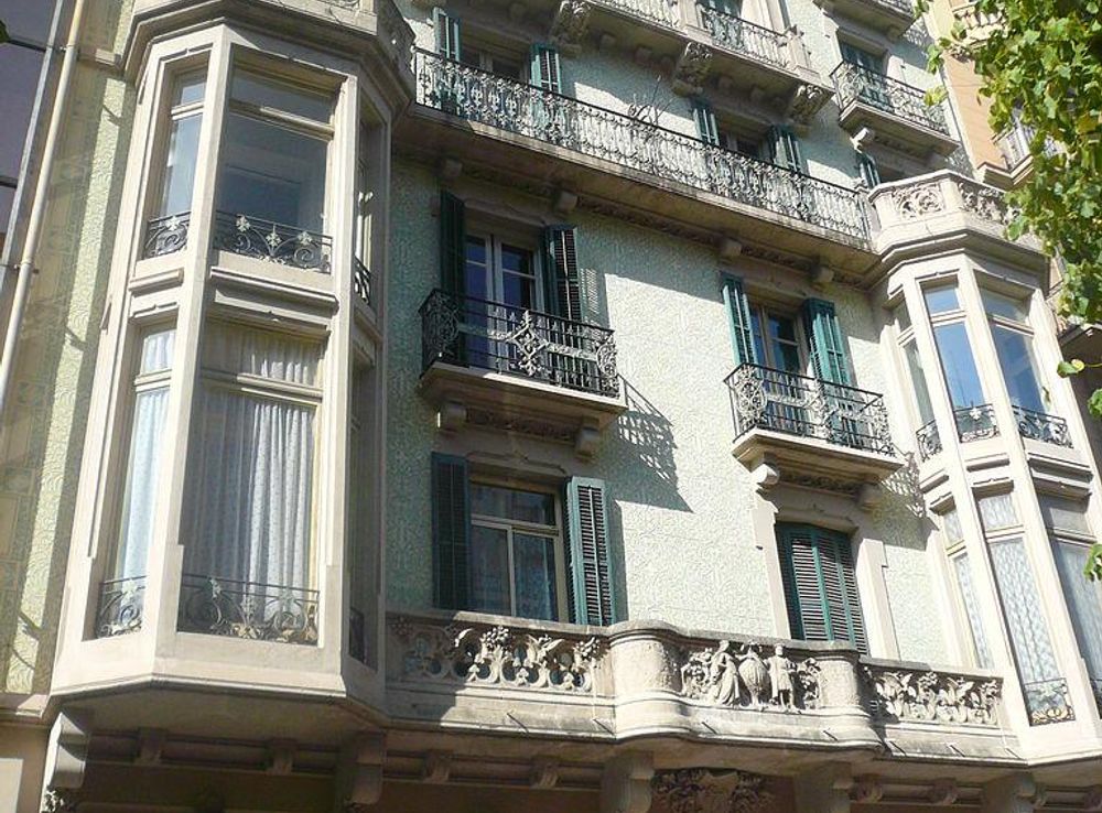 Archivo:Rambla de Catalunya 125 P1330699.JPG - Wikipedia, la enciclopedia  libre