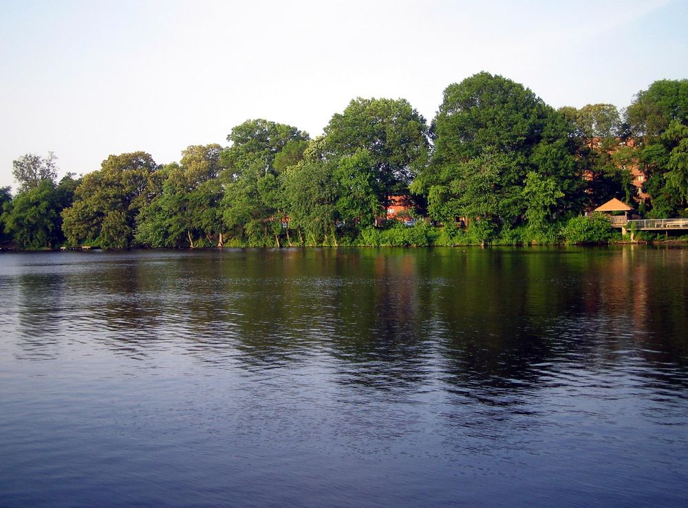 File:Silver Lake DE-kmf.JPG - Wikimedia Commons