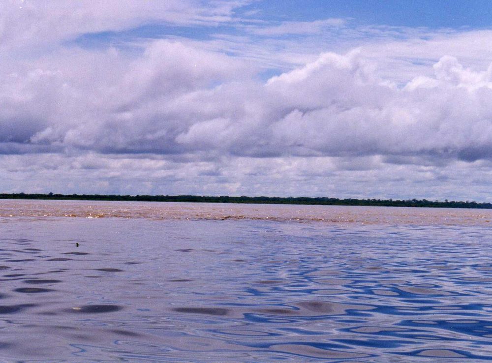 Archivo:The Amazon meets Rio Nanay.jpg - Wikipedia, la enciclopedia libre