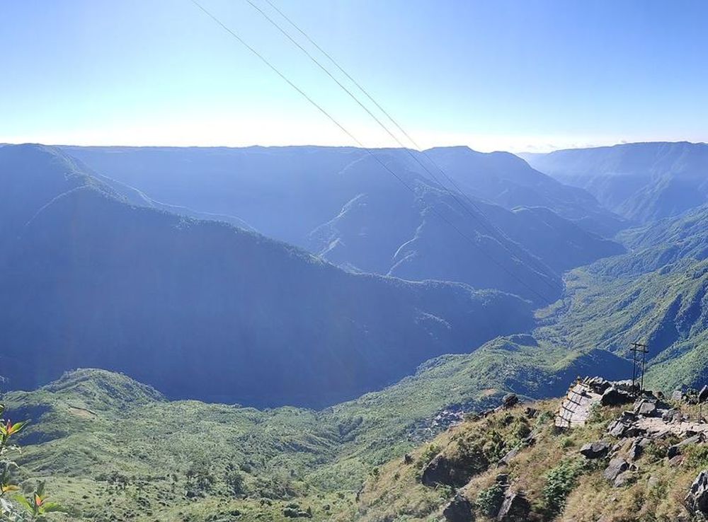 File:Laitlum Canyon.jpg - Wikimedia Commons