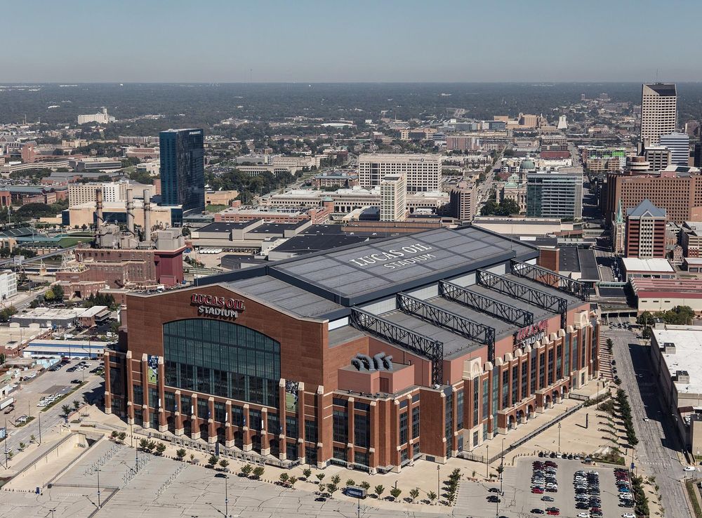 File:Aerial view of Indianapolis, Indiana, with a focus on Lucas Oil Stadium,  highsm.40934.jpg - Wikimedia Commons