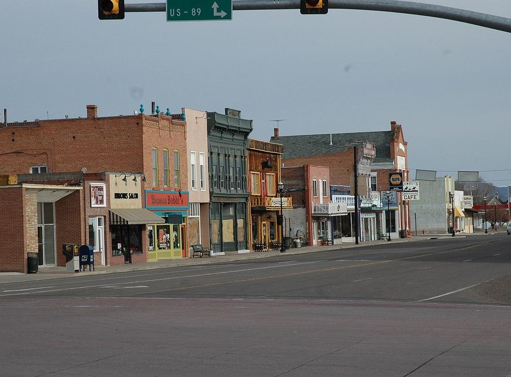 File:Panguitch Utah Historic District.jpeg - Wikimedia Commons