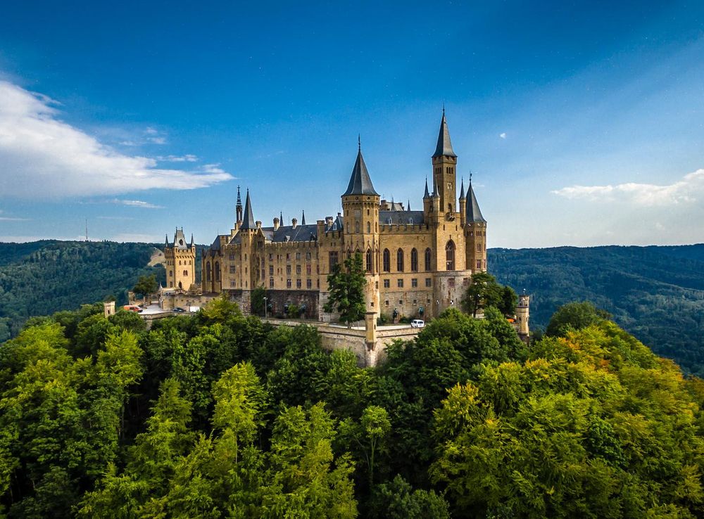 File:2015 08 07 Burg Hohenzollern.jpg - Wikimedia Commons