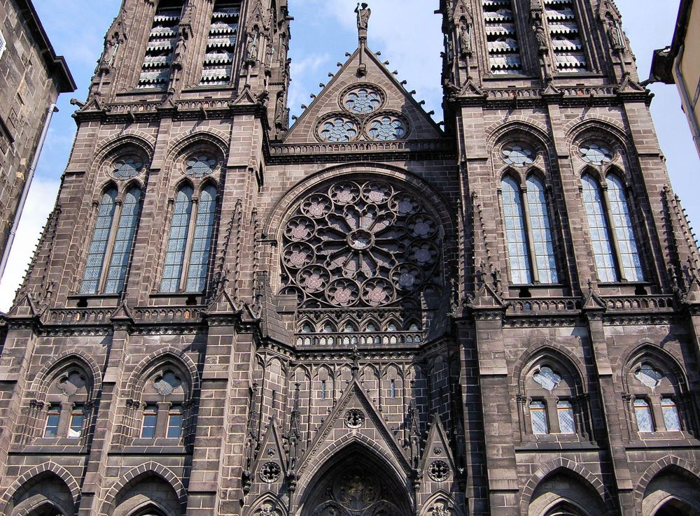 File:Facade cathedrale clermont-ferrand.jpg - Wikimedia Commons