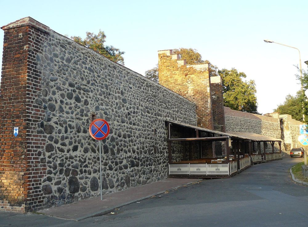 File:Mury Obronne Gorzów Wielkopolski.JPG - Wikimedia Commons
