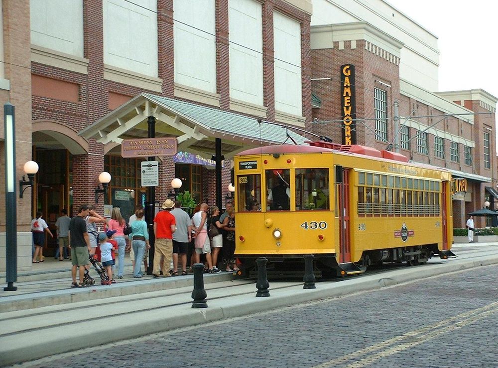 File:Tecostreetcar.JPG - Wikimedia Commons