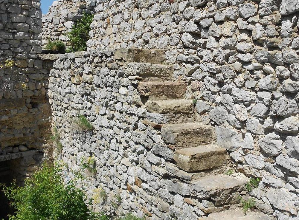 File:Soko Banja Soko Grad stepenice.JPG - Wikimedia Commons