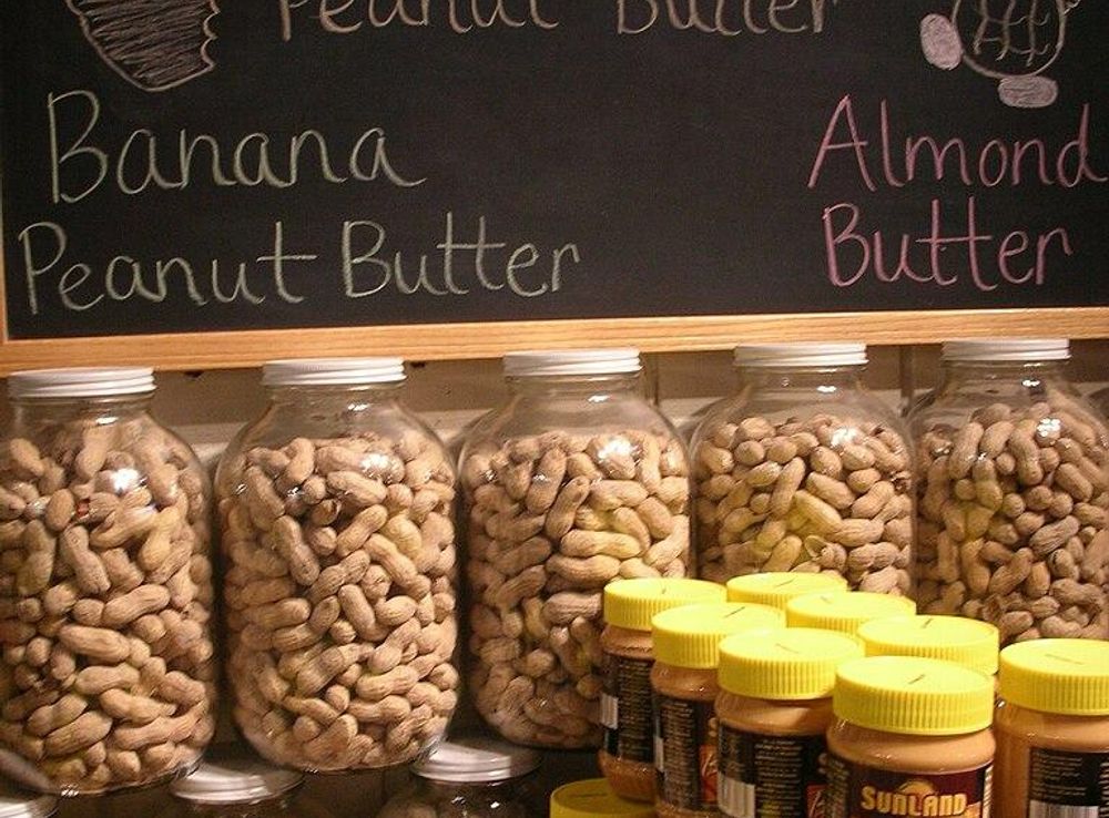 File:Products from Kitchen Kettle Village in Intercourse, Lancaster County,  Pennsylvania.jpg - Wikimedia Commons