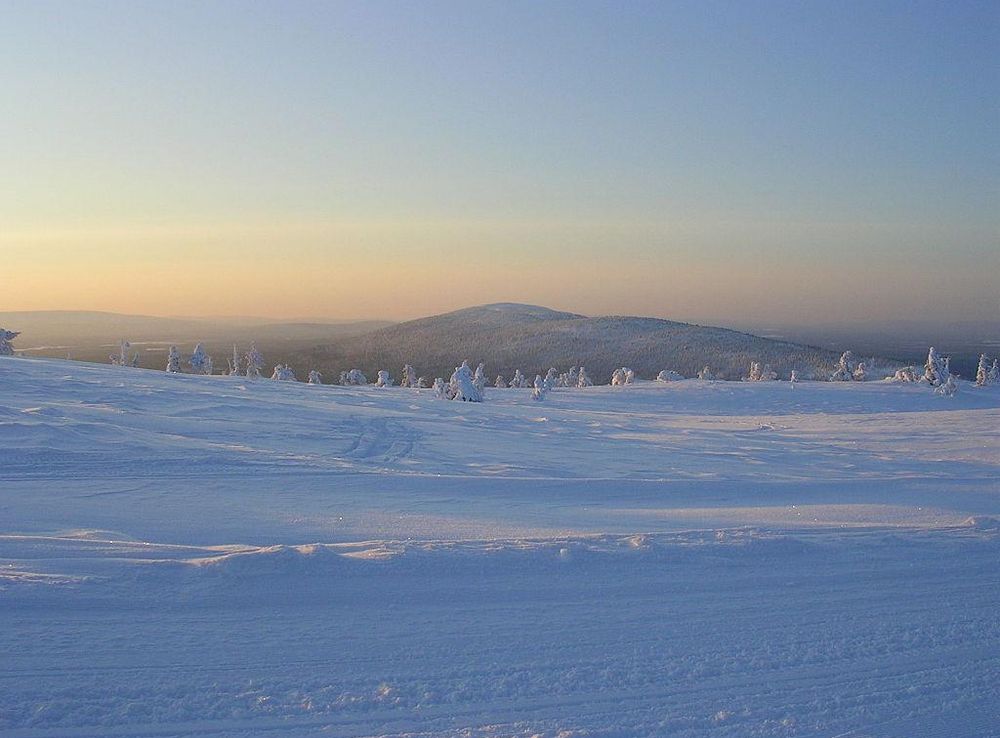 File:View from top of levi fell-Lapland.jpg - Wikimedia Commons