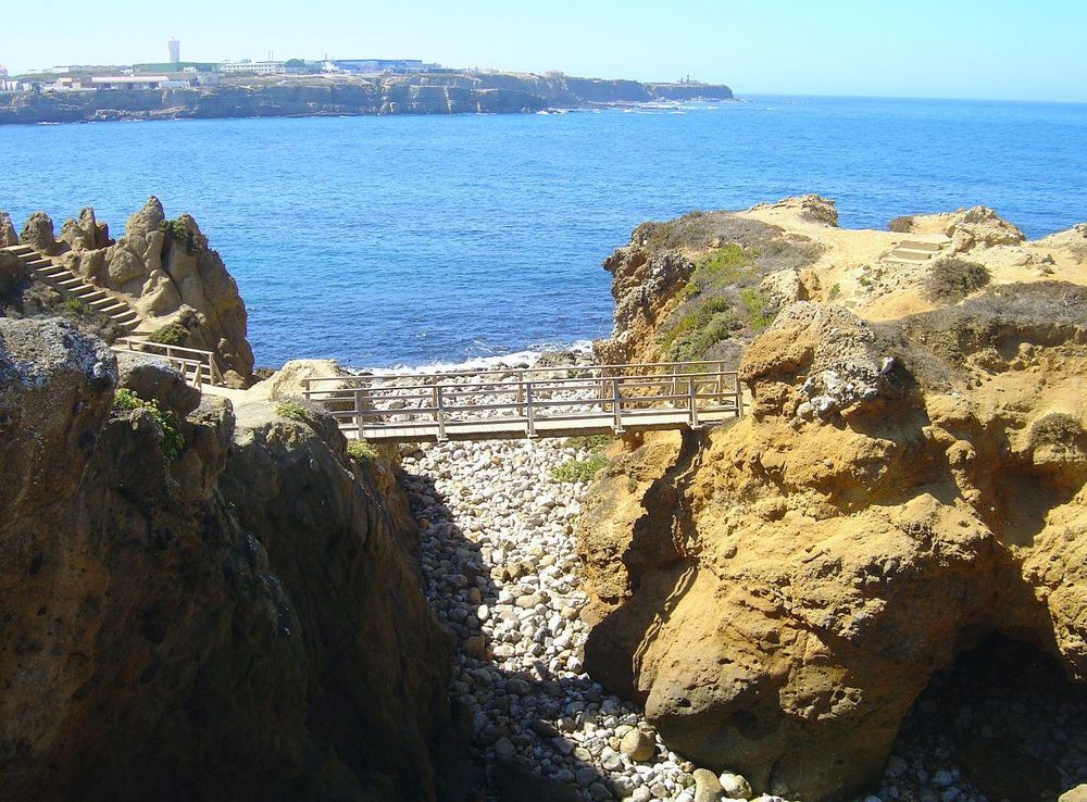 File:Papoa - Peniche - Portugal (368979444).jpg - Wikimedia Commons