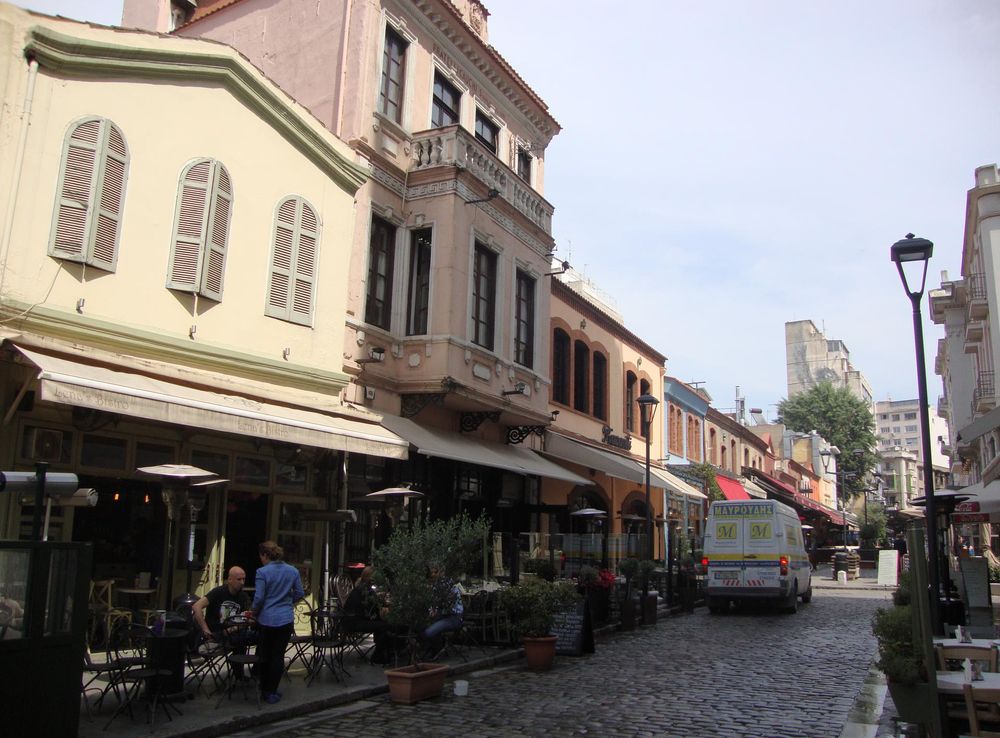File:Thessalonikki, Greece Street Scene 45.jpg - Wikimedia Commons