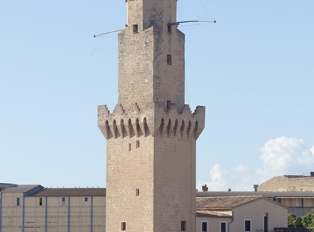 File:Torre de Senyales - Porto Pi - Palma de Mallorca.jpg - Wikimedia  Commons