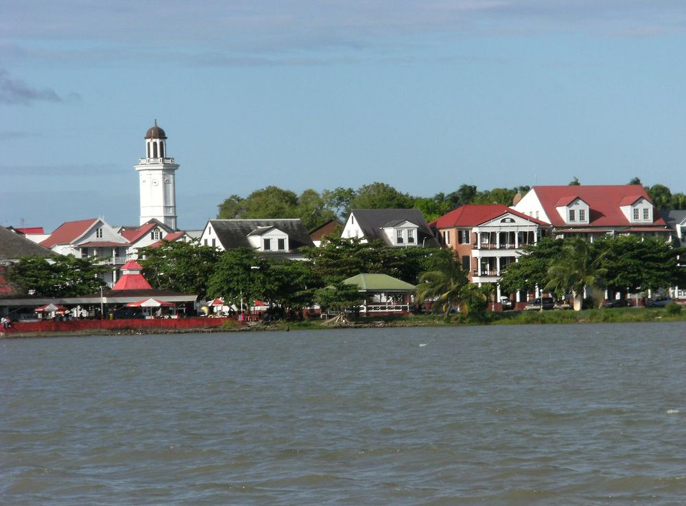File:Waterkant seen from Suriname river.JPG - Wikipedia