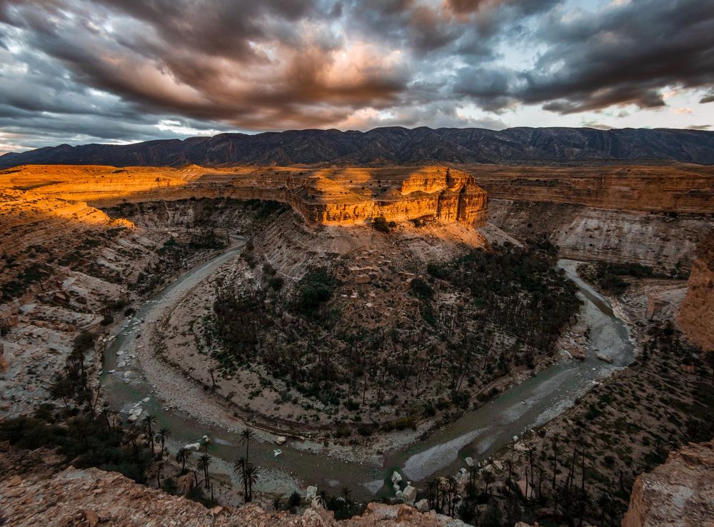 File:Canyon de Ghoufi.jpg - Wikimedia Commons