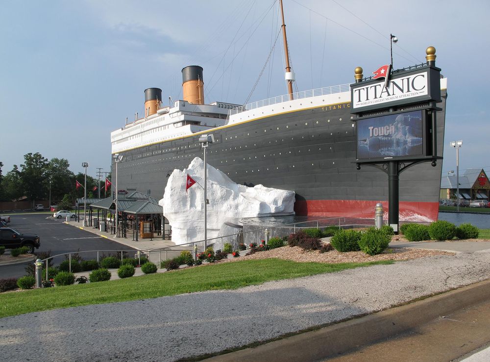 File:Titanic Museum Branson.jpg - Wikipedia