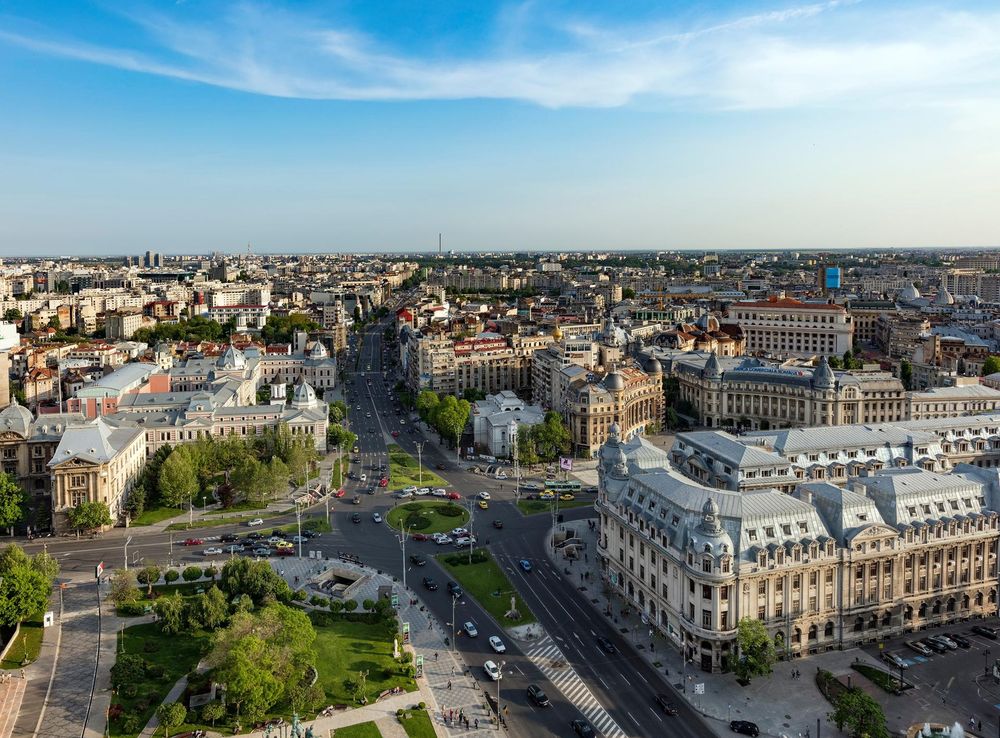 File:Bucharest University Square.jpg - Wikimedia Commons