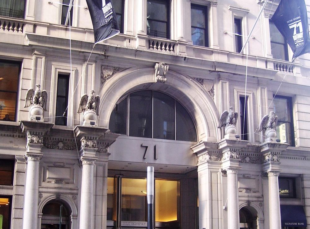 File:Empire Building 71 Broadway entrance.jpg - Wikimedia Commons