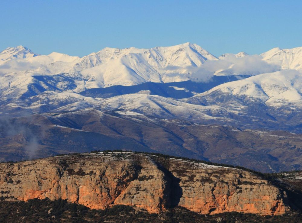 File:Pyrenees Catalonia.jpg - Wikimedia Commons