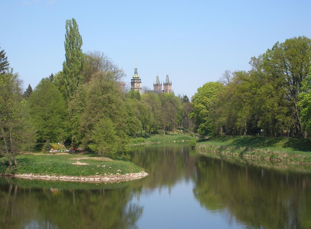 File:Hradec Králové od soutoku.JPG - Wikimedia Commons