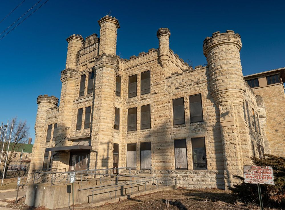 File:A Lovely Old Prison Office Building (49570563228).jpg - Wikimedia  Commons