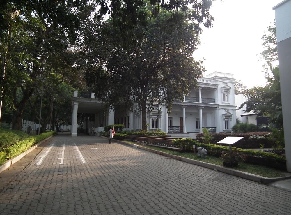 File:National Gallery of Modern Art - NGMA - Bangalore 6643.JPG - Wikimedia  Commons