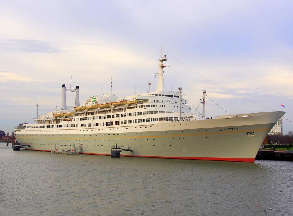File:SS Rotterdam pic2.JPG - Wikimedia Commons