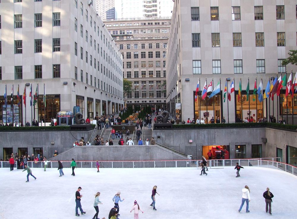 File:Ice Skate Rink, Rockefeller Center.JPG - Wikimedia Commons