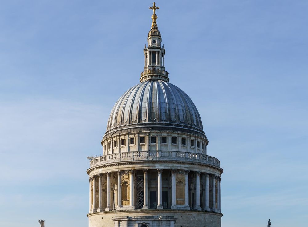 File:St Paul's Cathedral Dome from One New Change - Square Crop.jpg -  Wikipedia