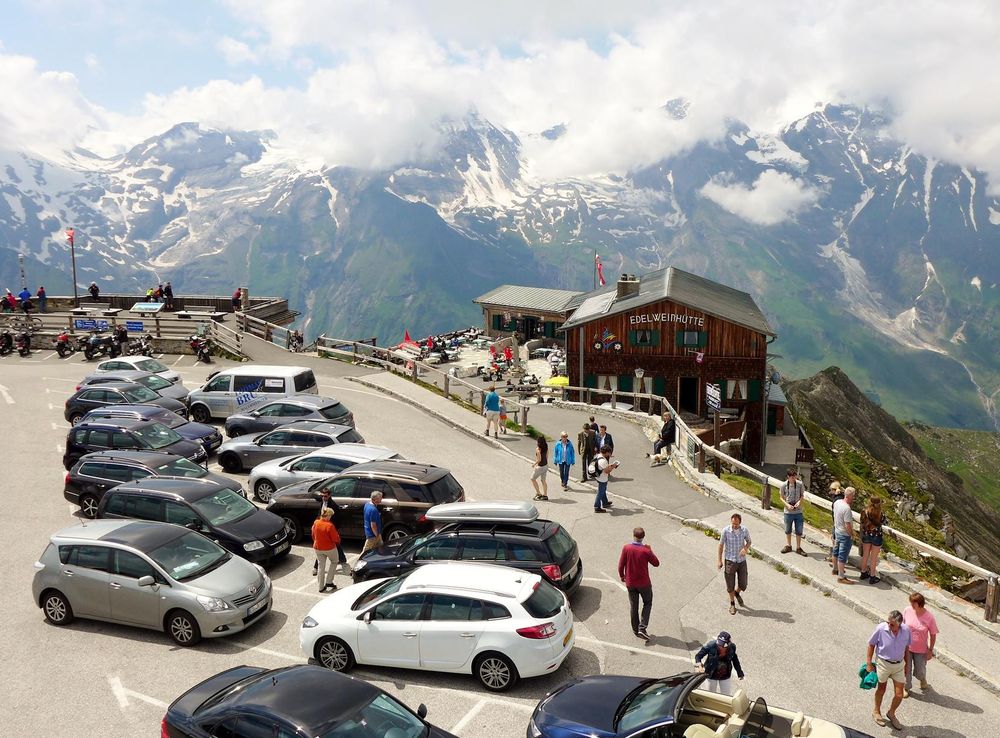 File:Edelweißspitze, 2014 (03).JPG - Wikimedia Commons