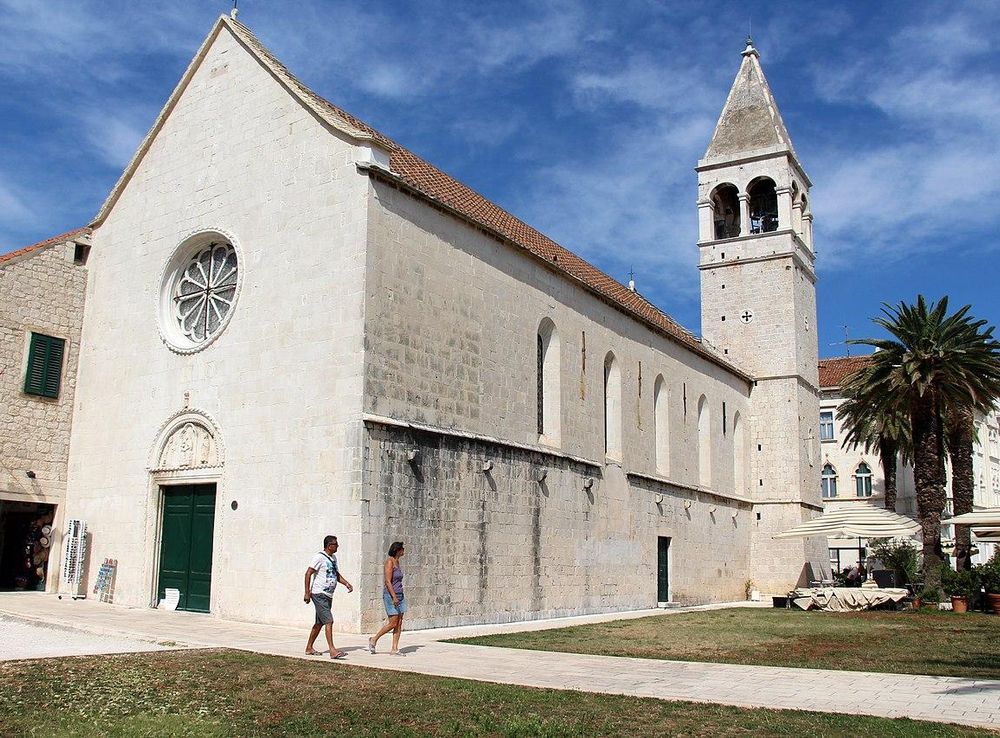 File:Trogir - Crkva i samostan sv. Dominika (49013119038).jpg - Wikimedia  Commons
