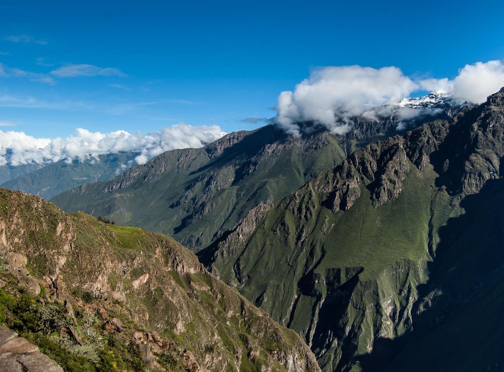 File:Cañon del Colca, Arequipa.jpg - Wikimedia Commons