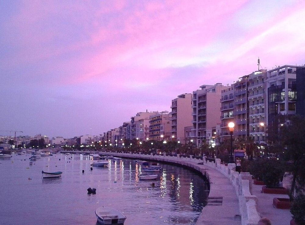 File:2016 05 30 Sunset Gzira.jpg - Wikipedia