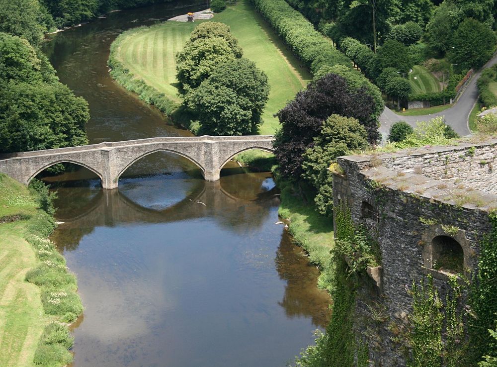 File:0 Bouillon - Corne de Turenne du château-fort et pont sur la Semois  (1).JPG - Wikipedia