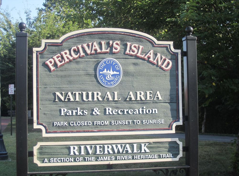 File:Riverwalk sign, Lynchburg, VA IMG 4101.JPG - Wikimedia Commons