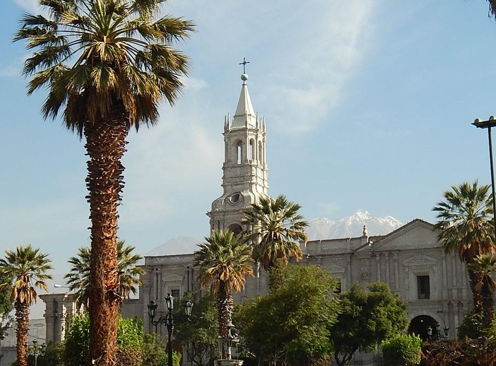 Archivo:Plaza de Armas Arequipa.JPG - Wikipedia, la enciclopedia libre