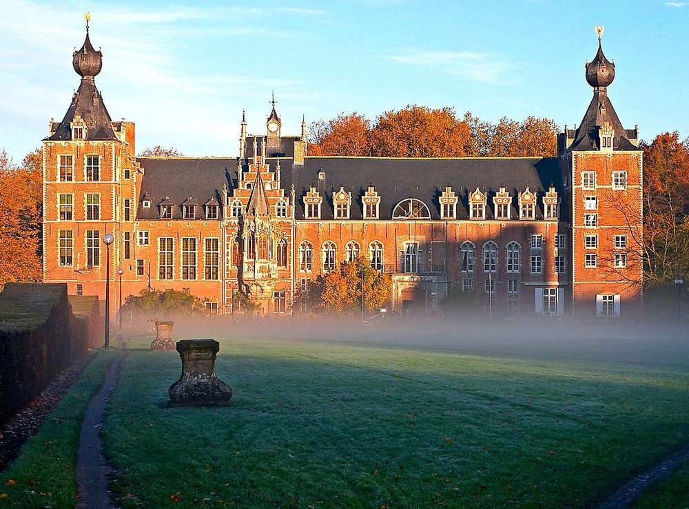File:Castle Arenberg, Katholieke Universiteit Leuven adj.jpg - Wikipedia