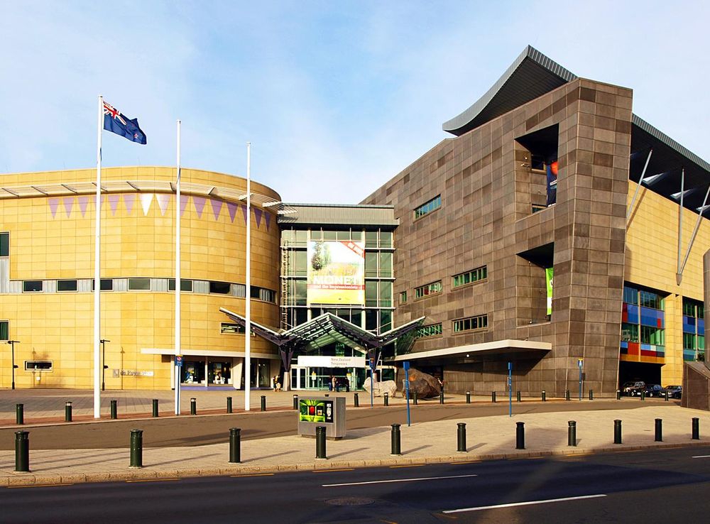 File:Museum of New Zealand Te Papa Tongarewa.jpg - Wikimedia Commons