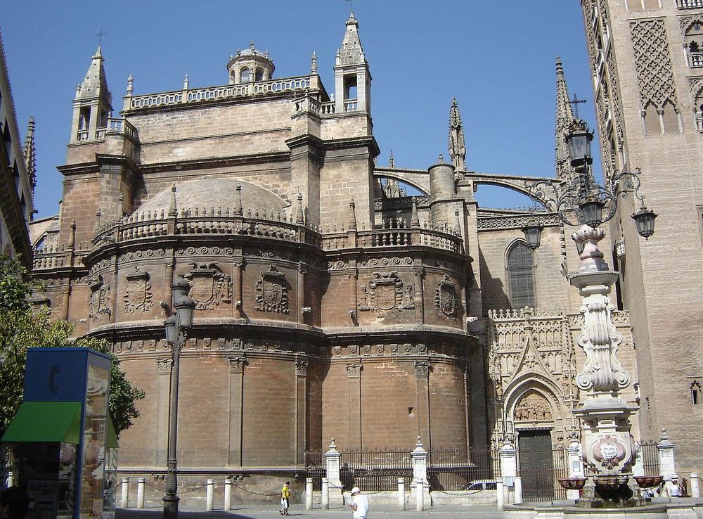 File:Sevilla Cathedral exterior.JPG - Wikimedia Commons