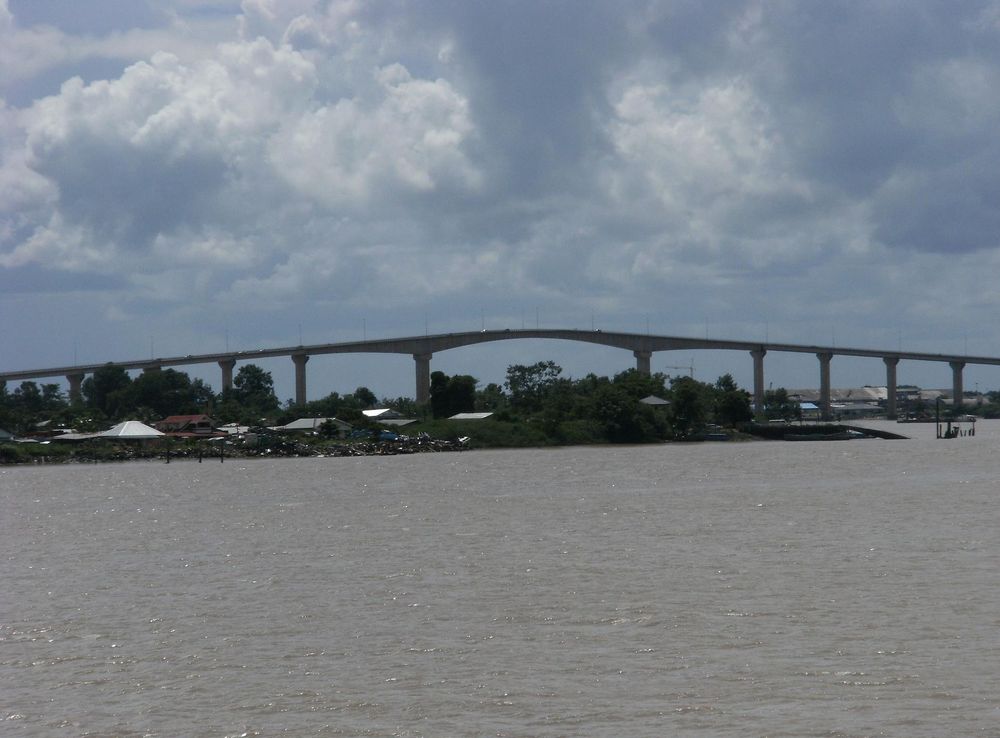File:Paramaribo, Jules Wijdenboschbrug.JPG - Wikipedia