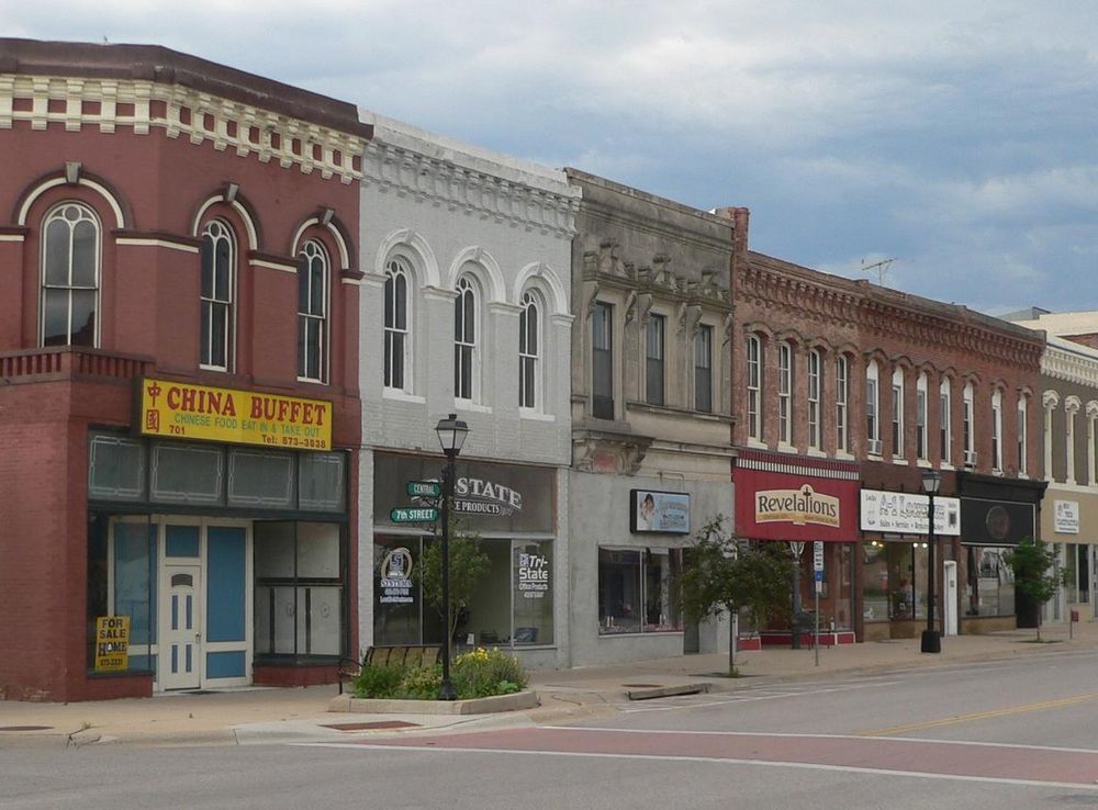 File:Nebraska City Central Ave S side 7-8 St 0.JPG - Wikimedia Commons