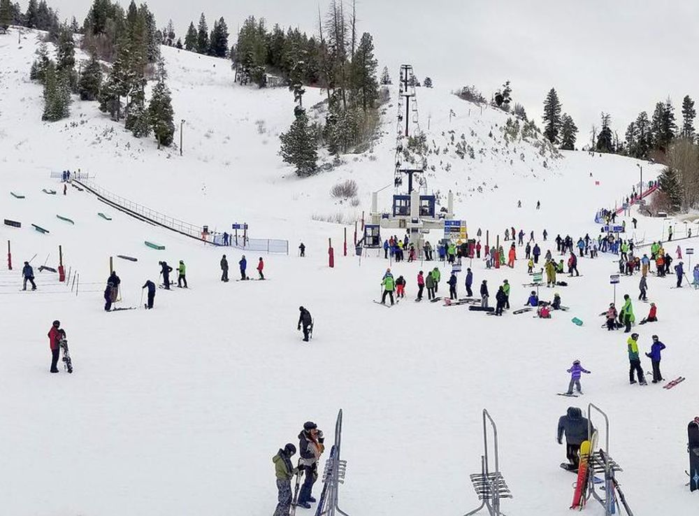 File:Bogus Basin ski area (2017).jpg - Wikimedia Commons