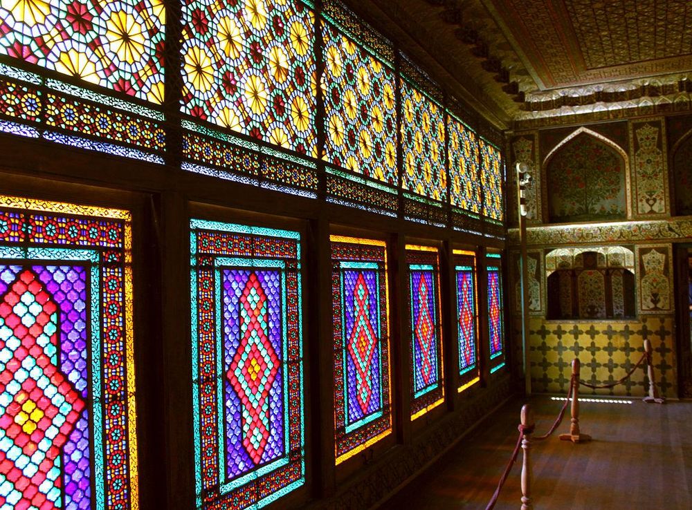 File:Interior of Consultation Room in Khan's Palace of Shaki.JPG -  Wikimedia Commons