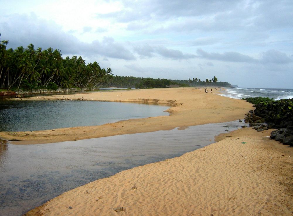 File:Kappil Beach.JPG - Wikimedia Commons