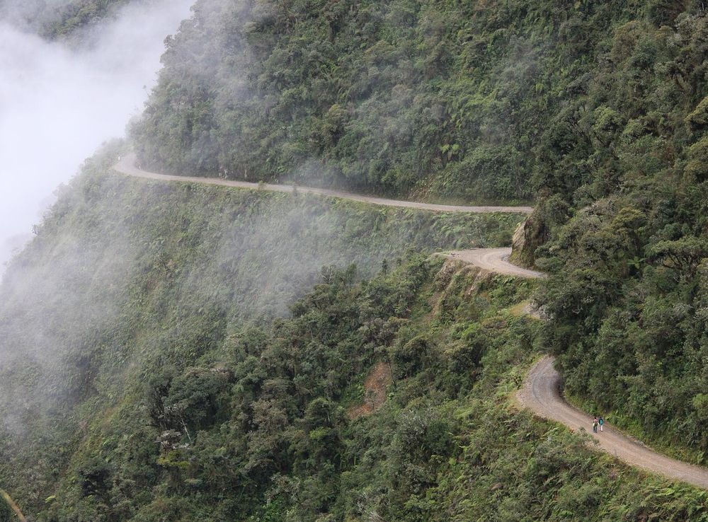 File:Walking Biking the world's most dangerous road in Bolivia  (8275639809).jpg - Wikimedia Commons