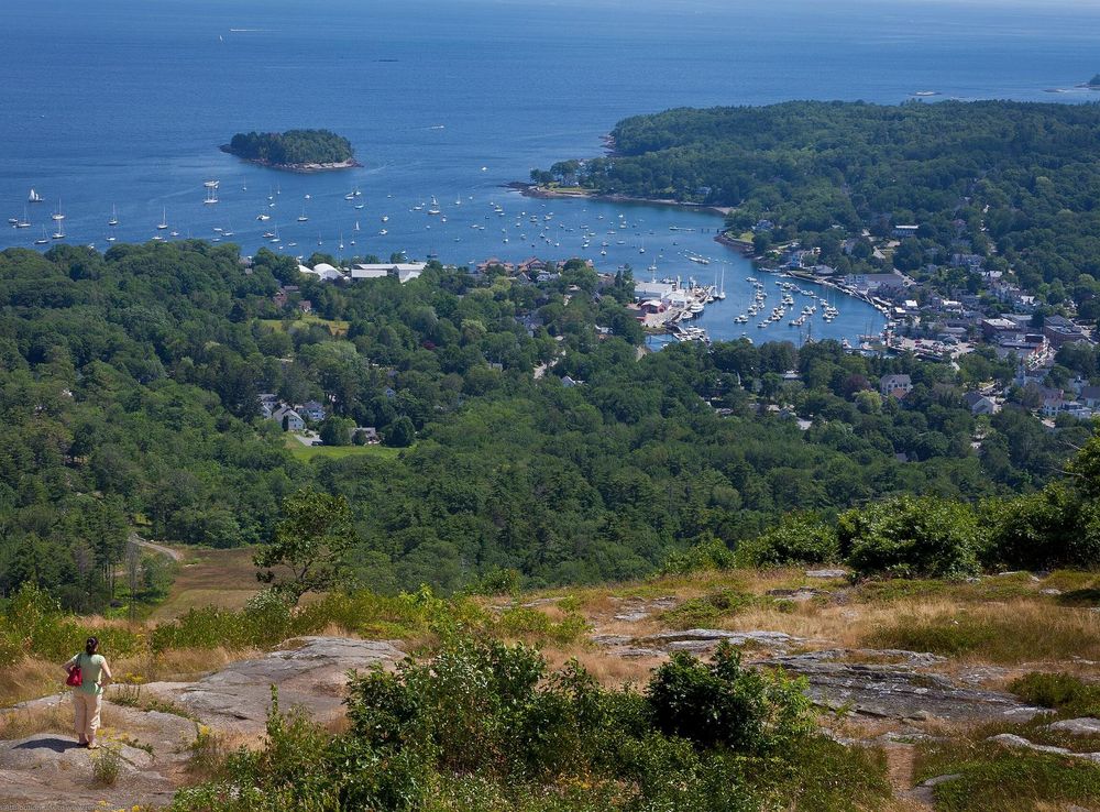 File:Camden Maine from Mt. Battie Tower.jpg - Wikimedia Commons