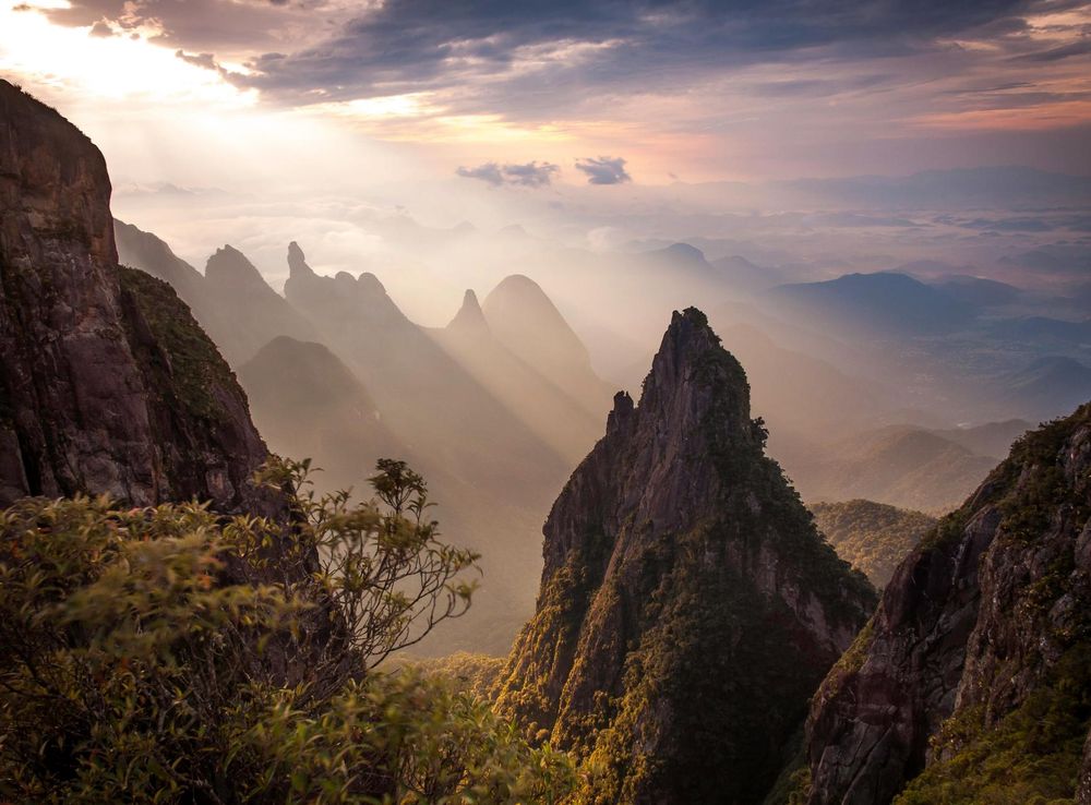 Ficheiro:Amanhecer no Hercules --.jpg – Wikipédia, a enciclopédia livre