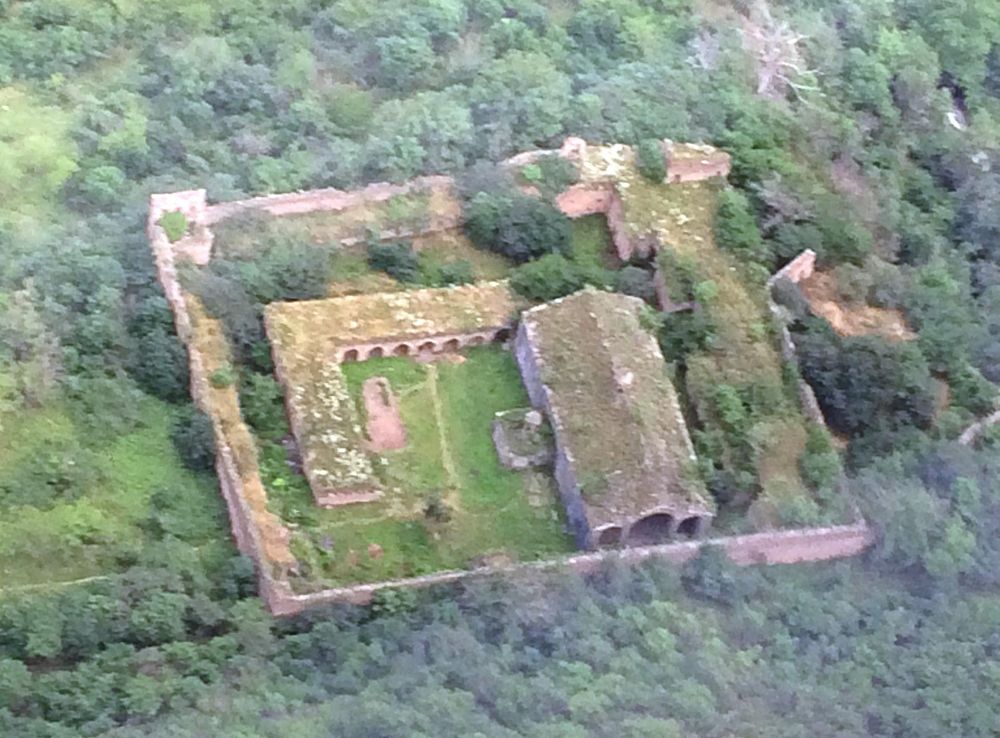 File:Great Hermitage of Tatev (Tatevi mets Anapat) 2016 (1).jpg - Wikimedia  Commons