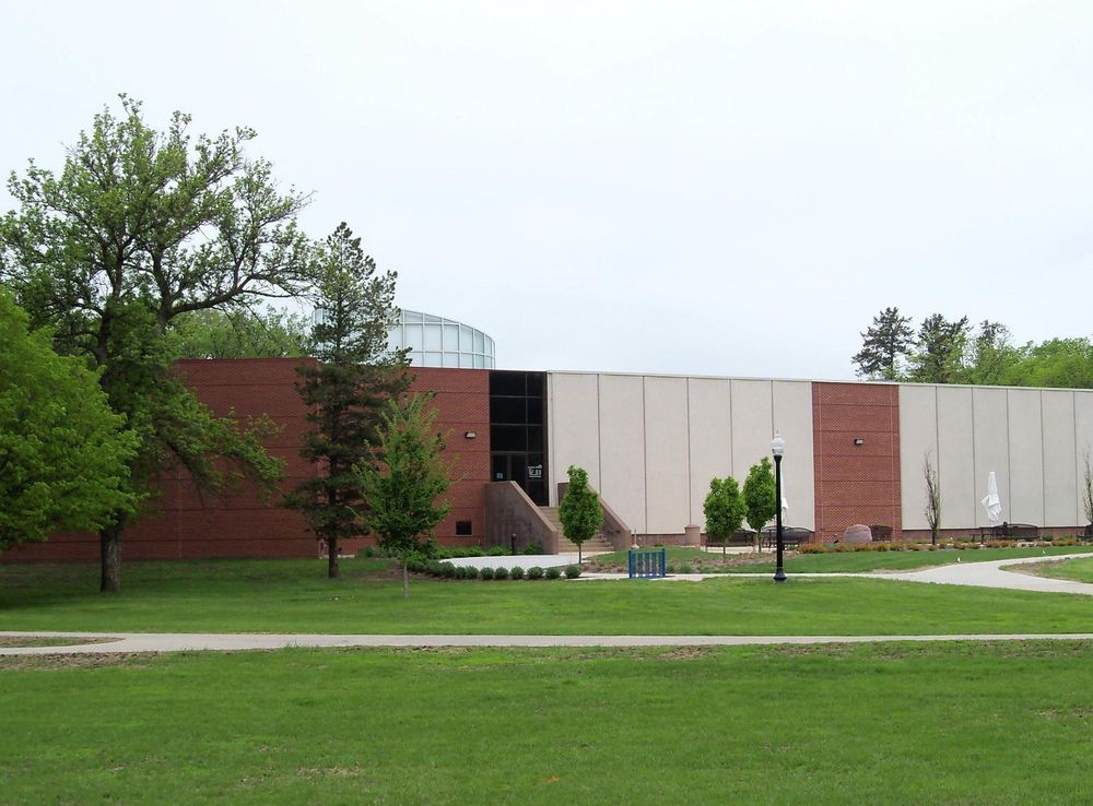 File:South Dakota Art Museum SDSU.JPG - Wikimedia Commons